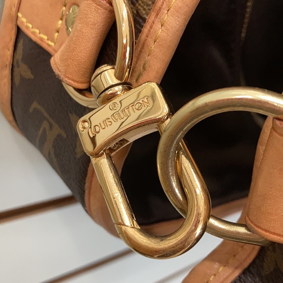 Authentic Louis Vuitton garment bag - Picture 7 of 17